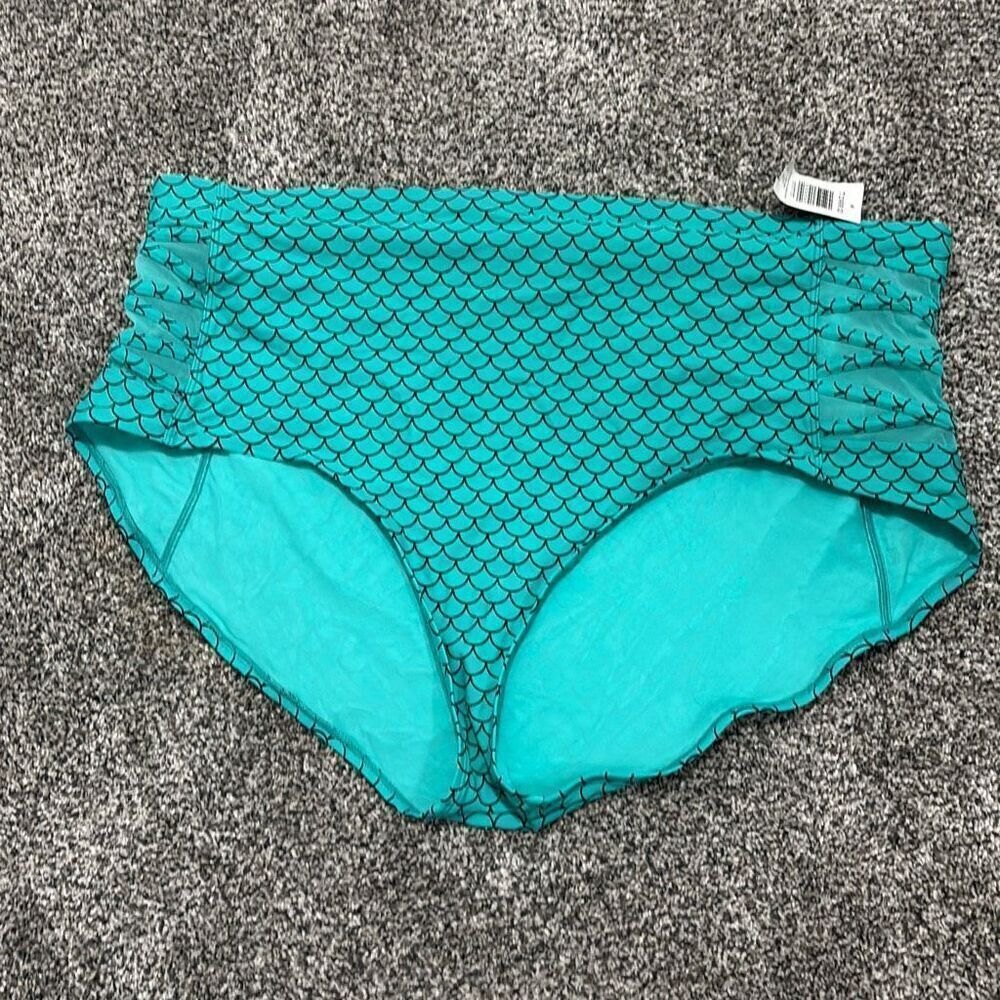 Torrid Diney’s the little mermaid bathing suit bottoms size 5 C9-14